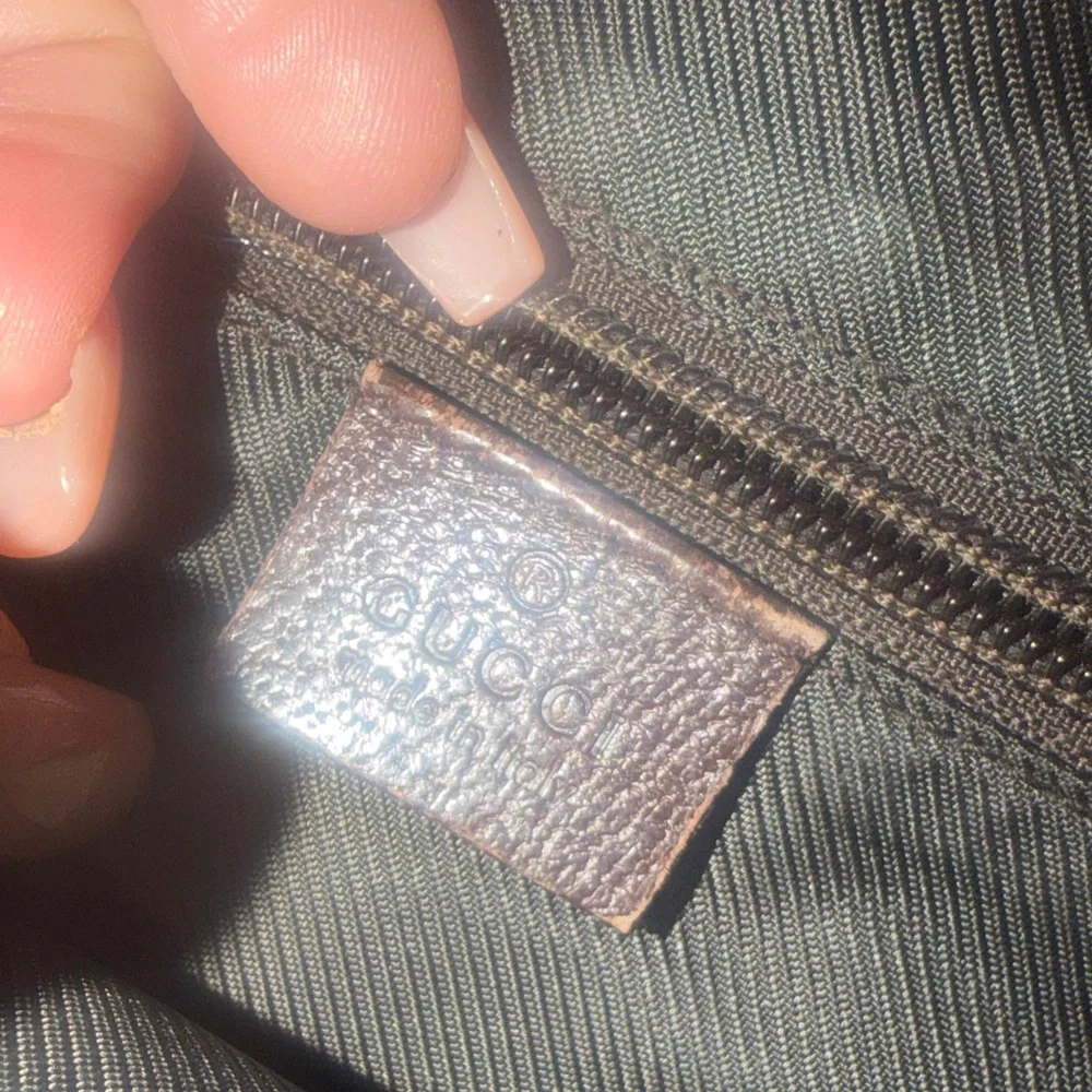 💯Gucci Tan and Brown Monogram Messenger Bag
